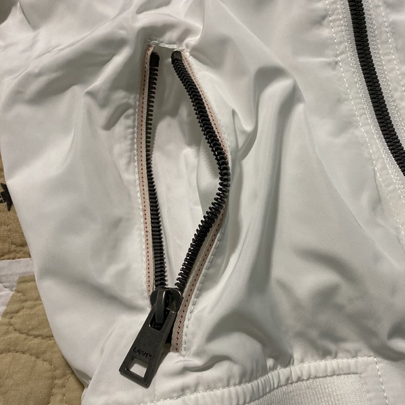 LEVI’S NEWPORT CLASSIC BOMBER JACKET - Picture 2 of 9